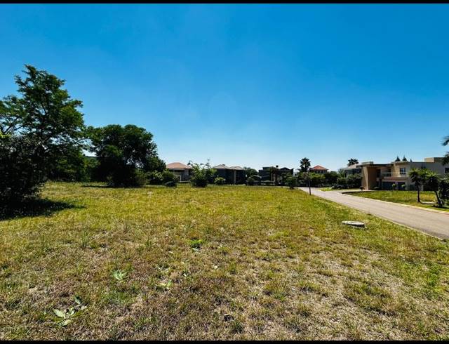 LAND FOR SALE IN SILVER LAKES